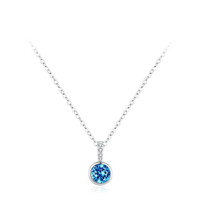 Blue Ivy – Necklace with ice-blue stone