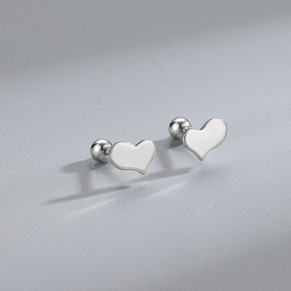 Sweethearts – Stud earrings with irregular heart design and round screw backs