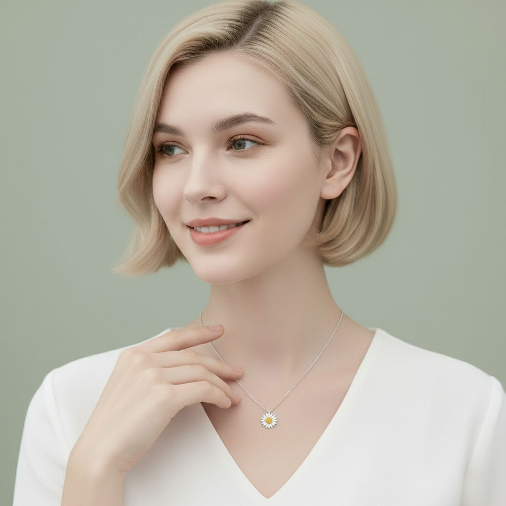 Daisy Flower - Halskette mit Gänseblümchen-Anhänger