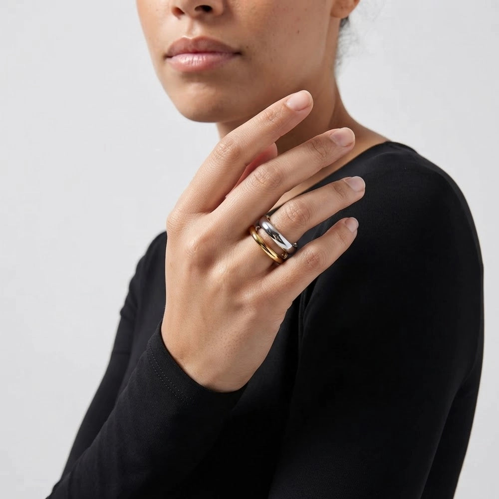 Dual Layer – Adjustable ring in silver and gold tones