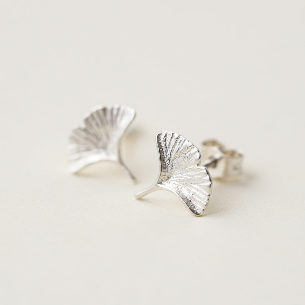 Carmella - Ohrstecker mit Ginkgoblattmuster