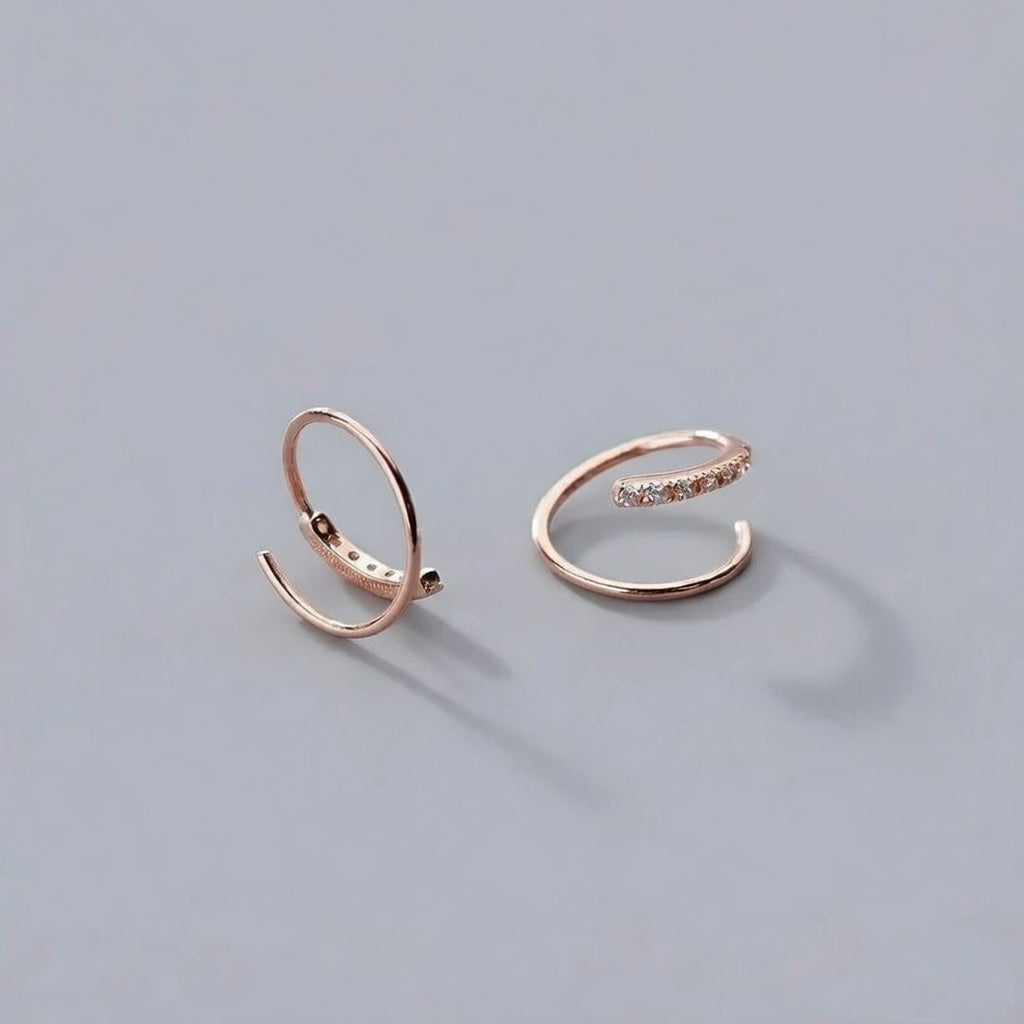 Twiggy – Earrings with twisted design