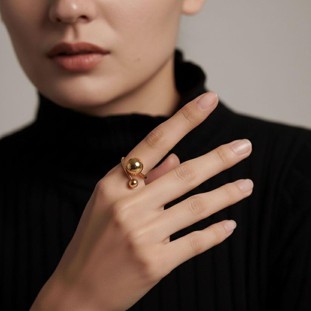 Globe – Adjustable overlap ring with spheres