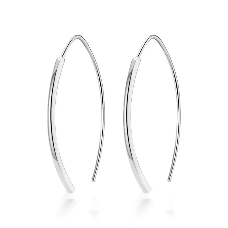 Idun – Earrings with U-shaped design