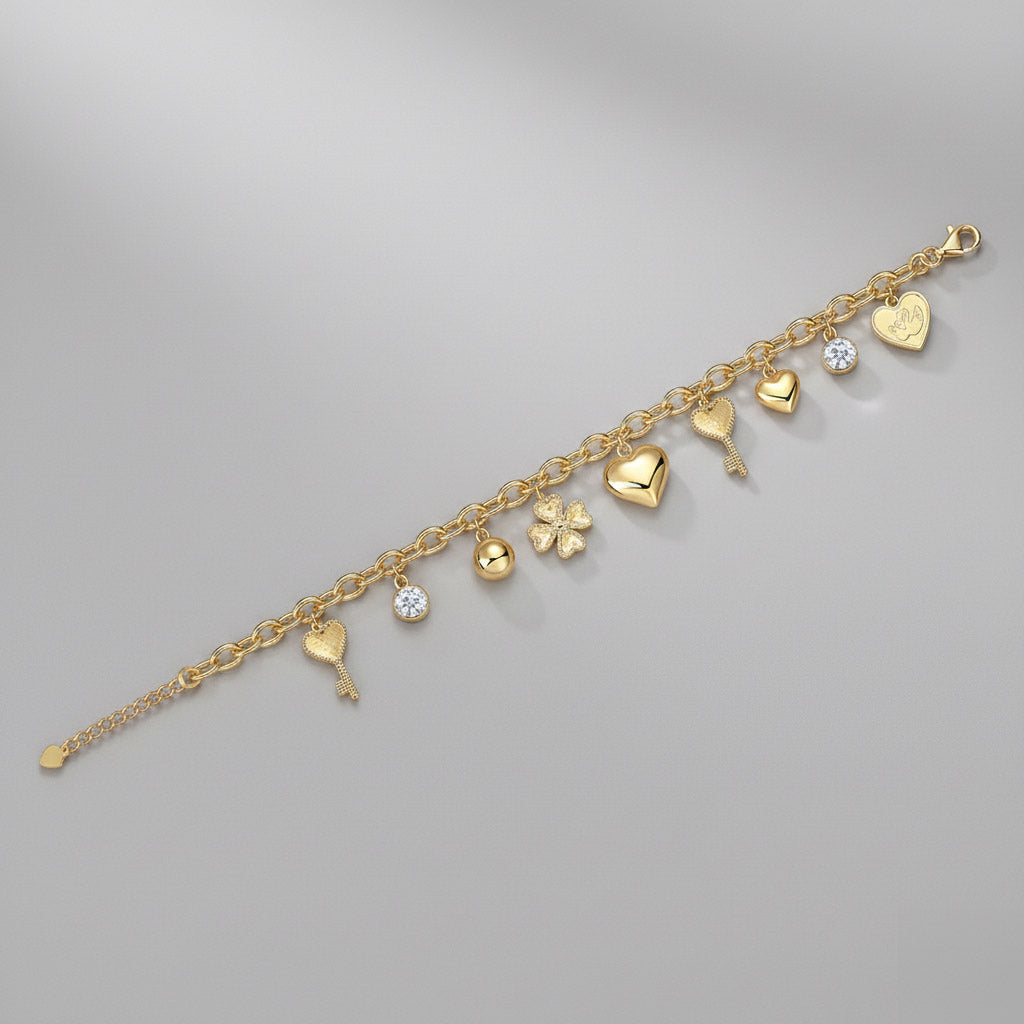 Memory Lane – Bracelet with charms