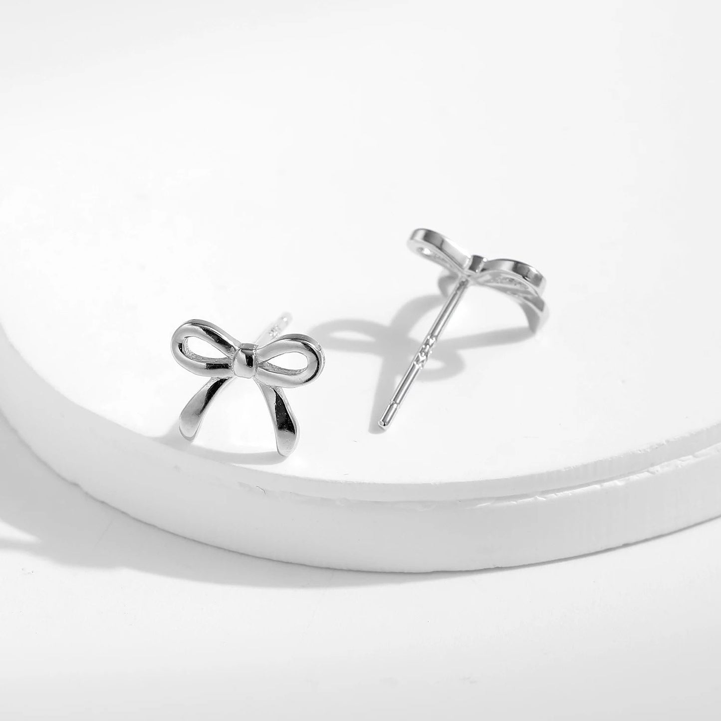 Rosette - Ohrstecker mit kleiner Schleife