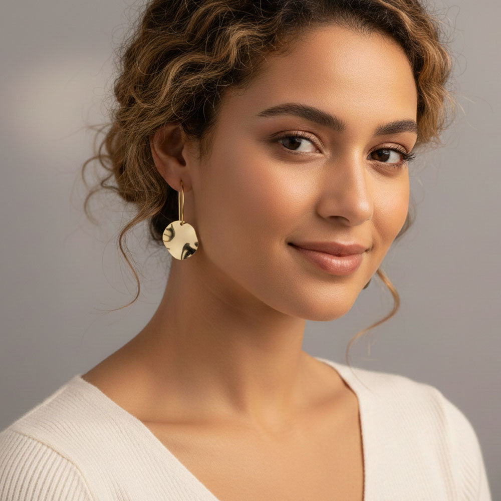 Rakel – Creolen mit Scheibenanhänger