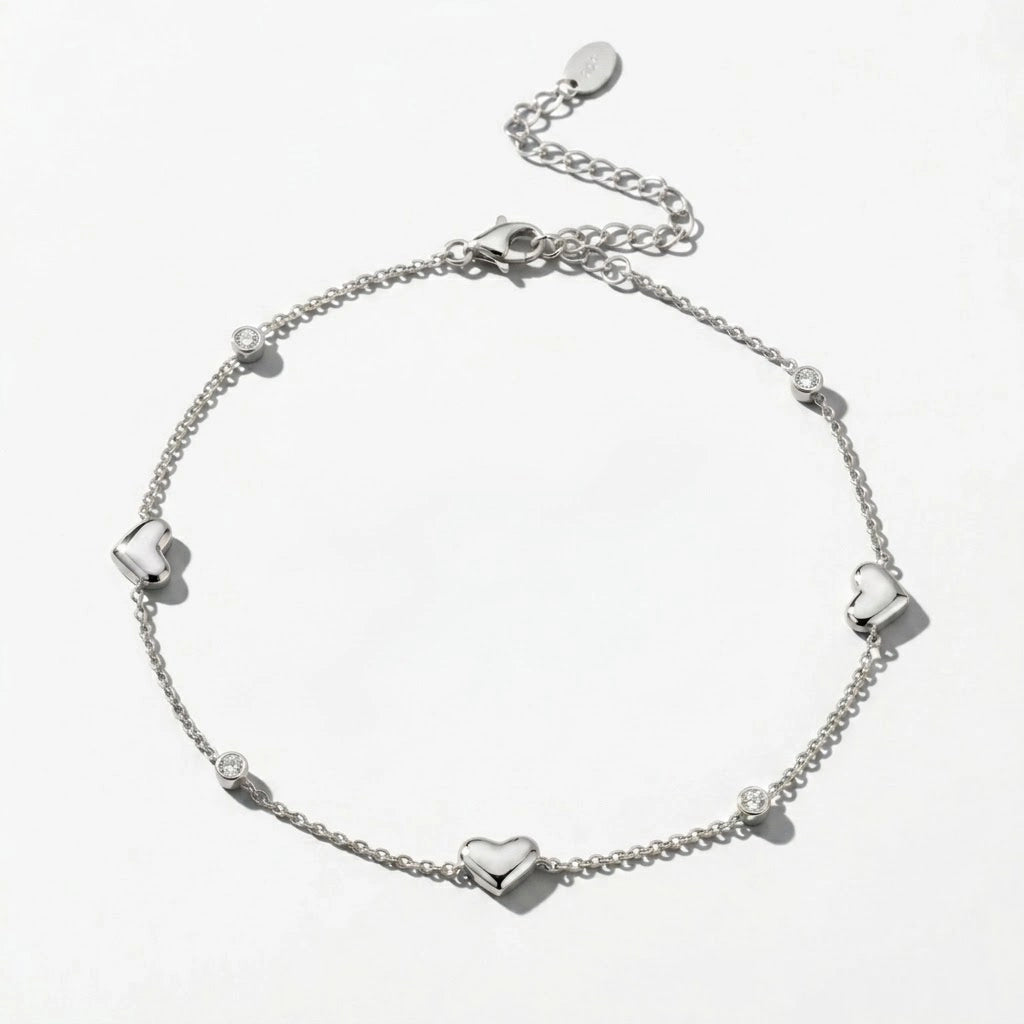 Sally – Anklet with hearts and stones