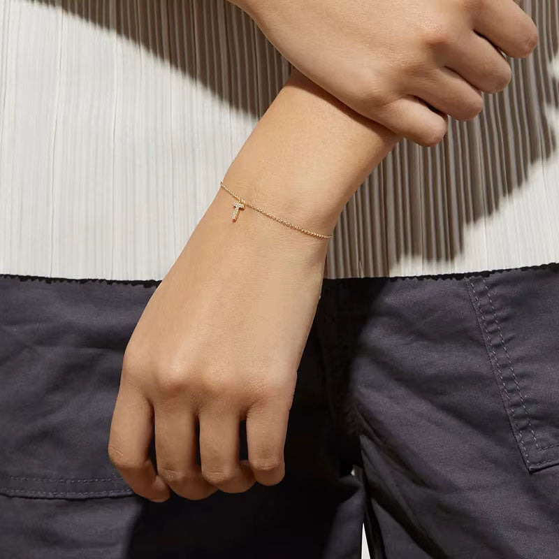 Shine Letter – Bracelet with sparkling letter