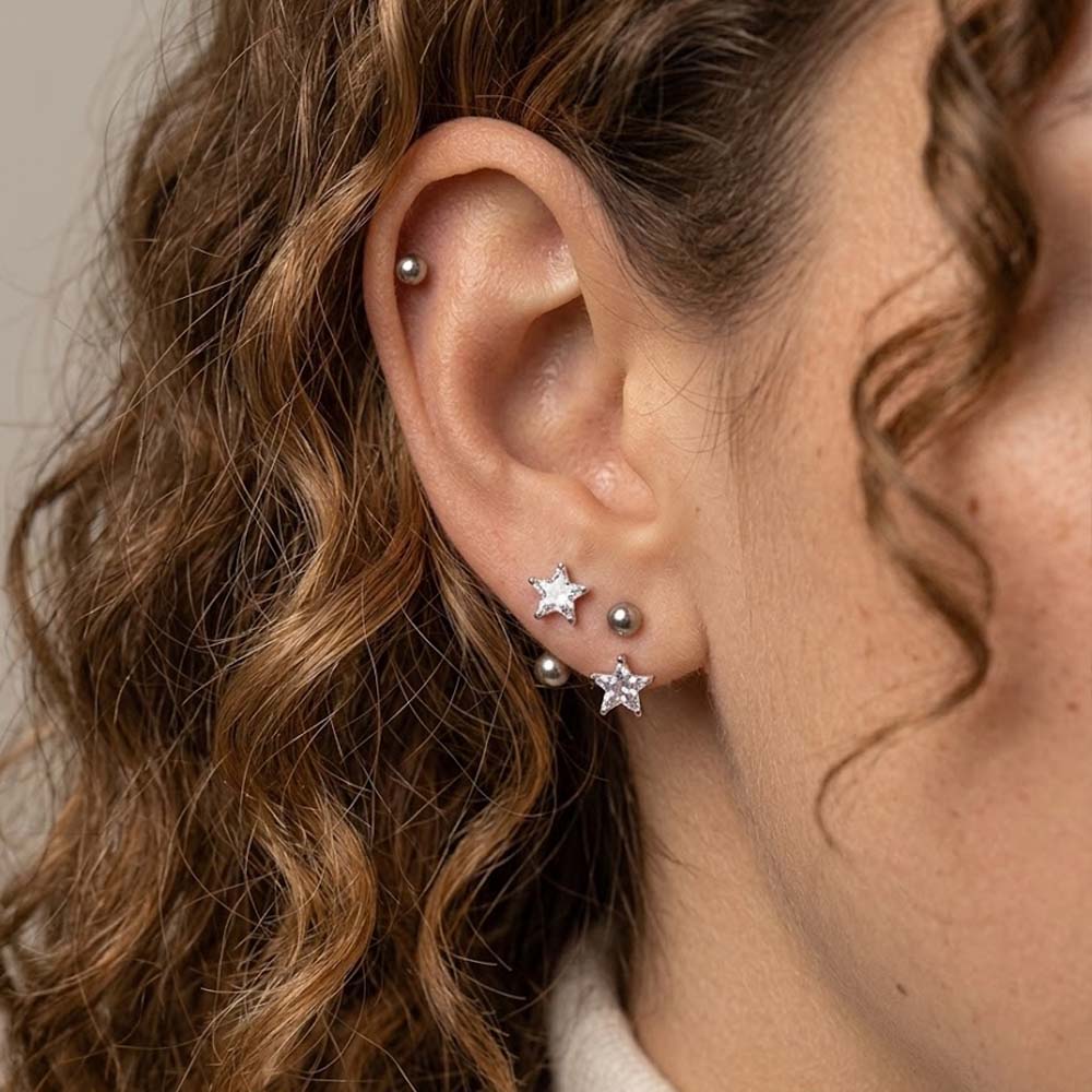 Stardust – Earrings with hook design and screw backs