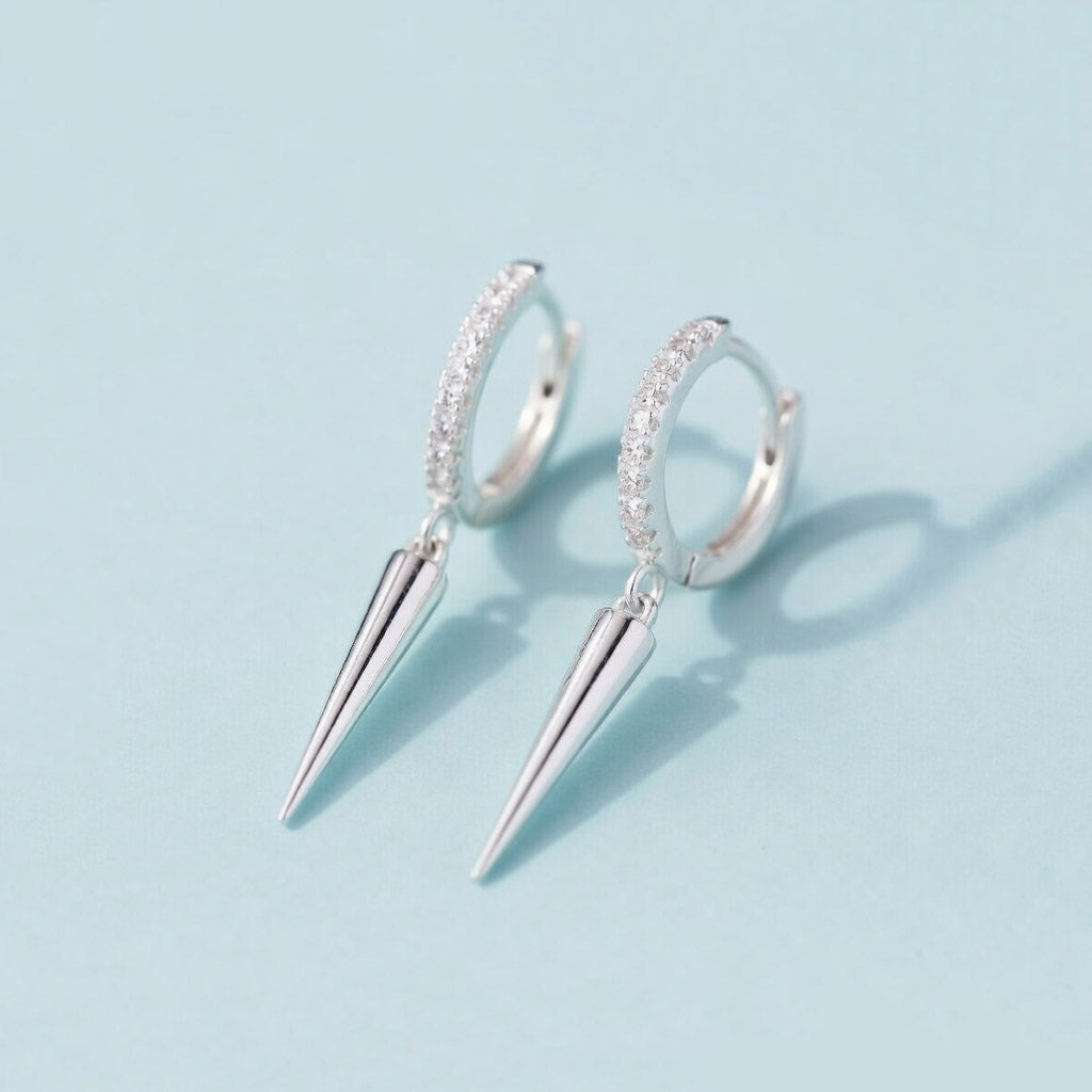 Tova - Creolen mit Steinen und Stachelmuster