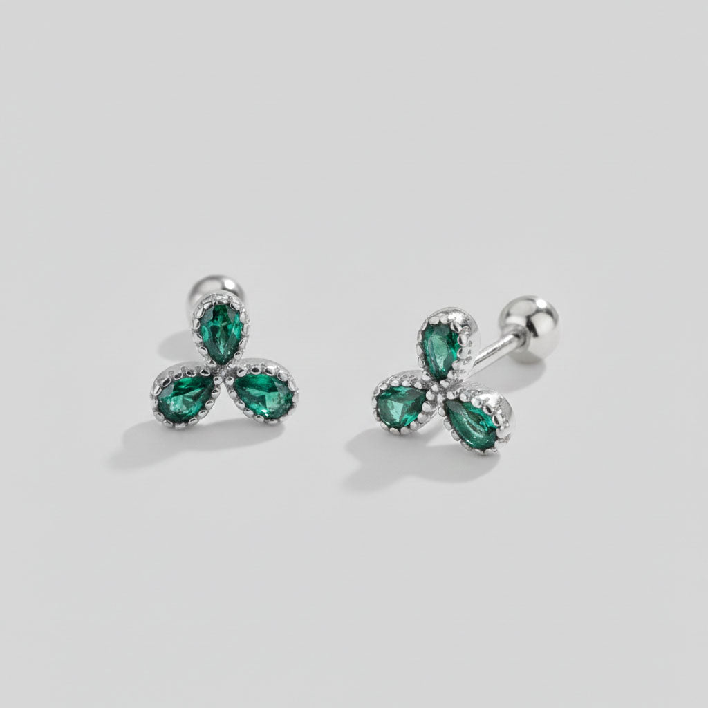 Trillium – Studs with three stones and screw backs