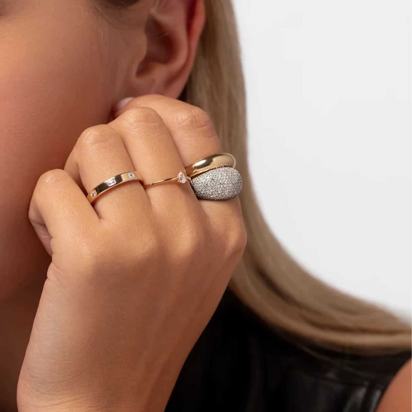 Valkyria - Ring mit funkelndem Pavé-Finish