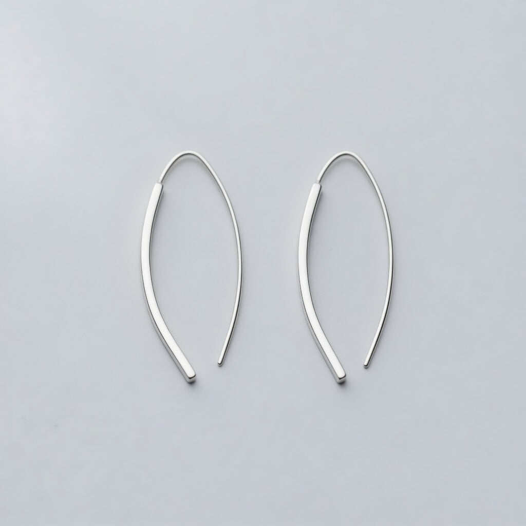 Idun – Earrings with U-shaped design
