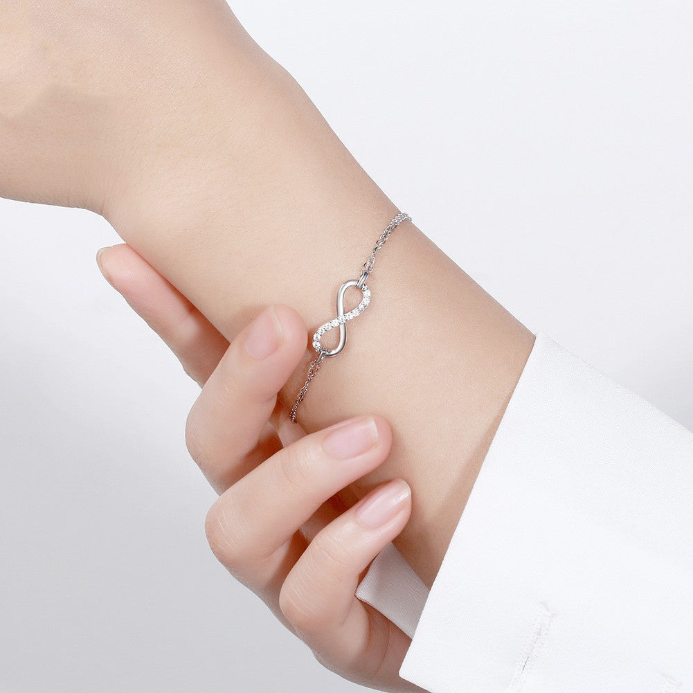 Lorena – Bracelet with infinity symbol