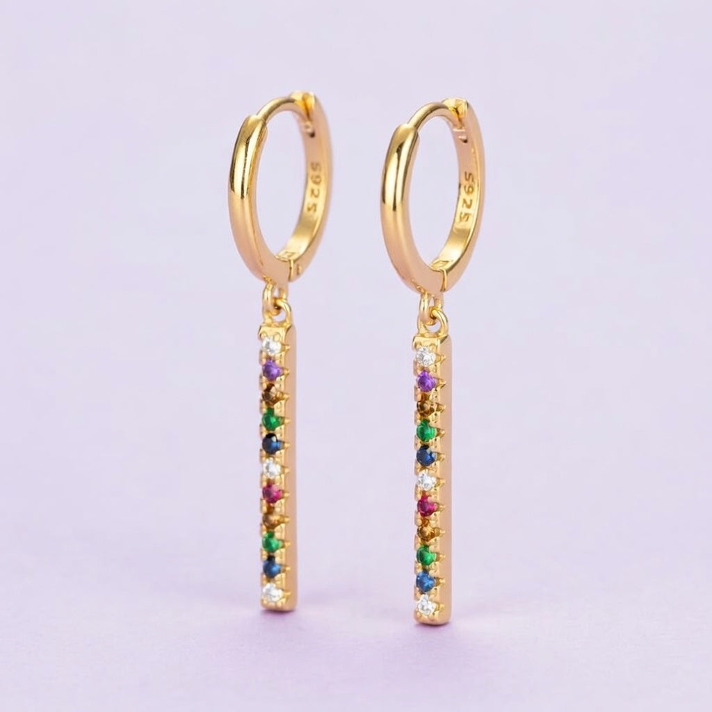 Noelle – Creolen mit hängendem Anhänger