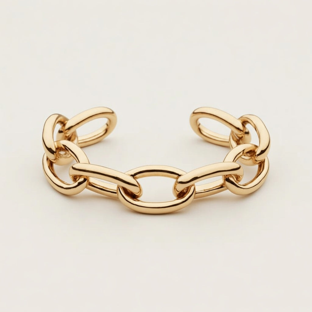 Oval Link – Cuff bracelet with bold link design