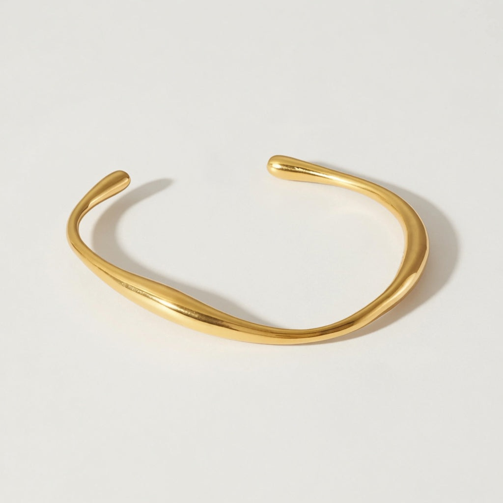 Tide - Cuff-Armband mit unregelmäßiger Form