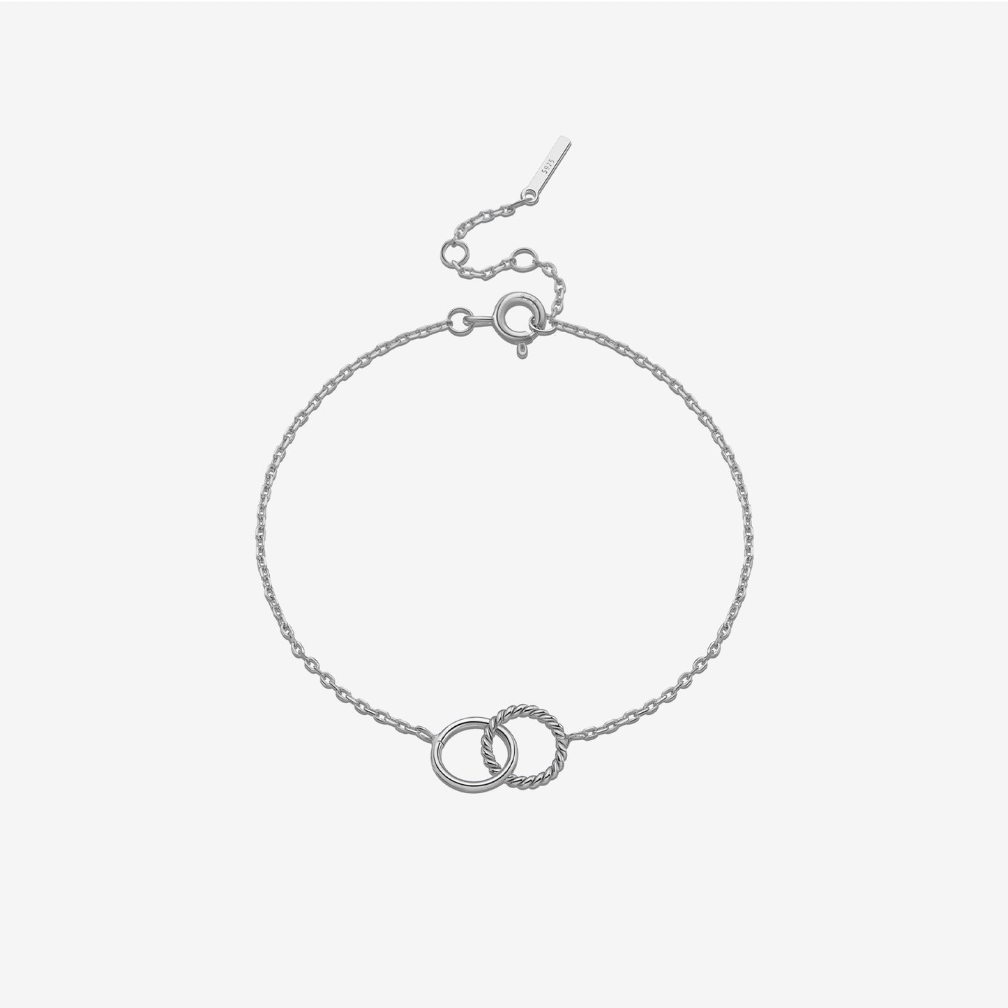 Eterna – Bracelet with interwoven rings