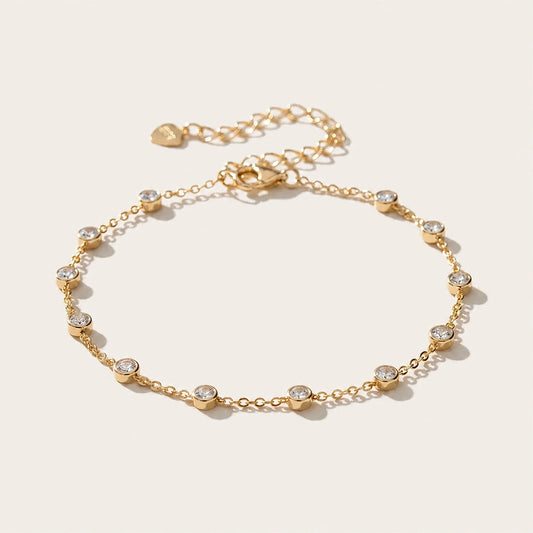 Cascade – Bracelet with moissanite stones along the chain