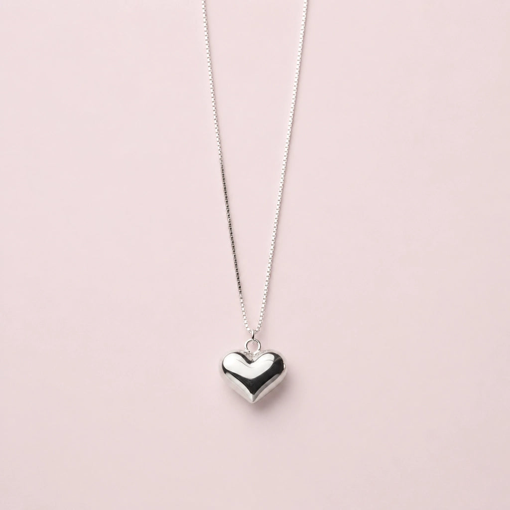 Darlené – Necklace with heart pendant