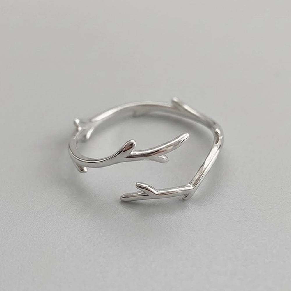 Oak – Adjustable ring with branch design