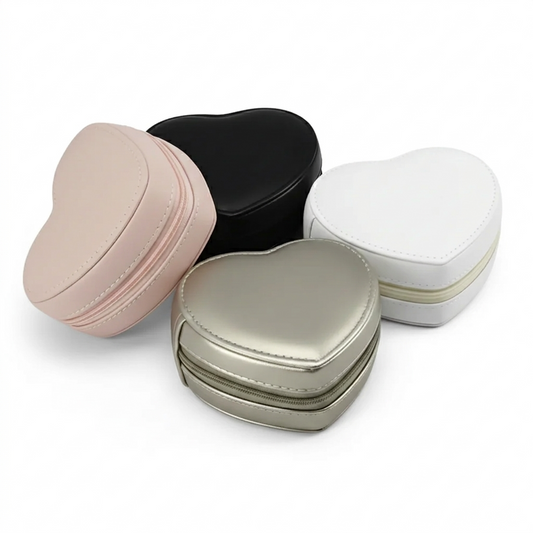 Darling Case – Heart-shaped leather jewelry case with zipper