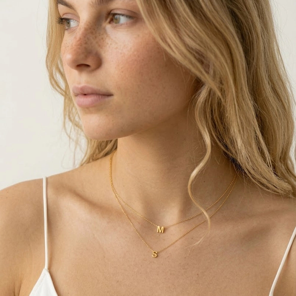 Letter – Necklace with letter pendant