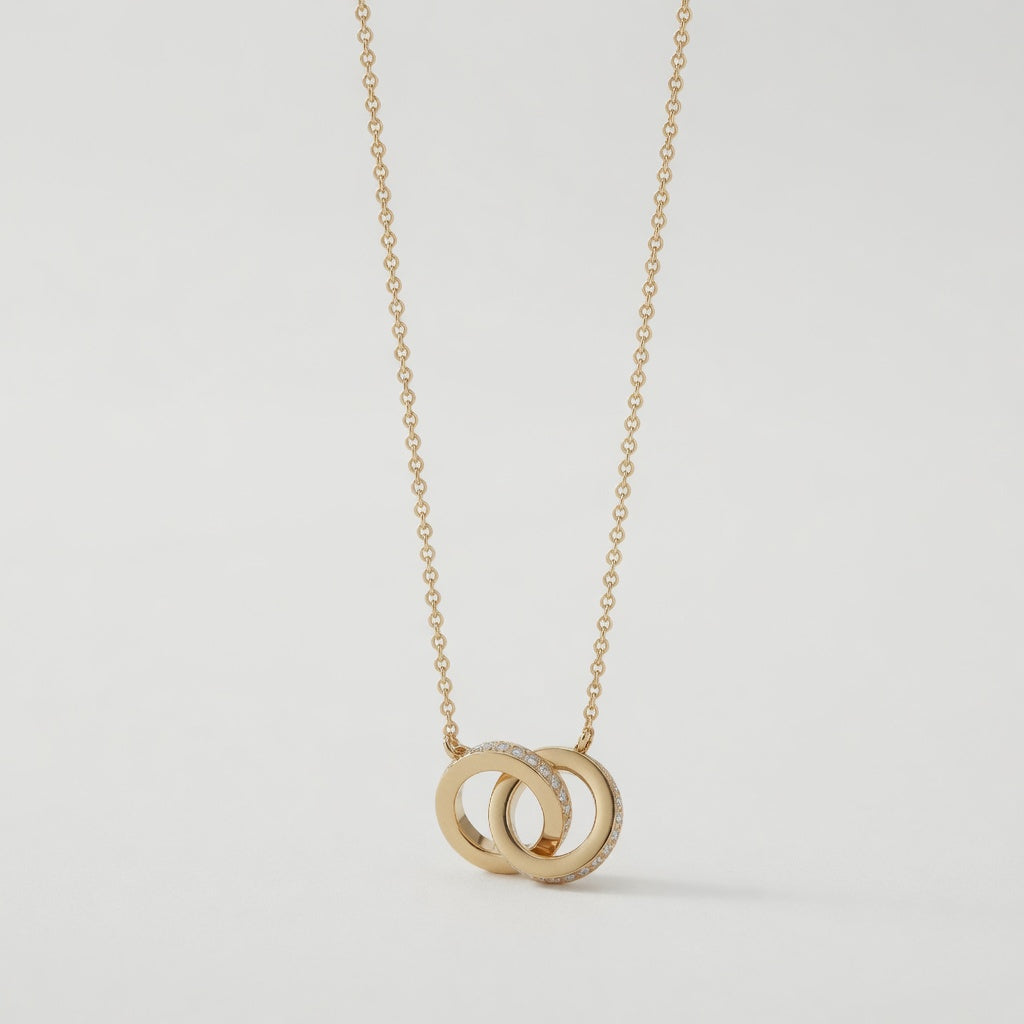 Ada – Necklace with interlinked circles