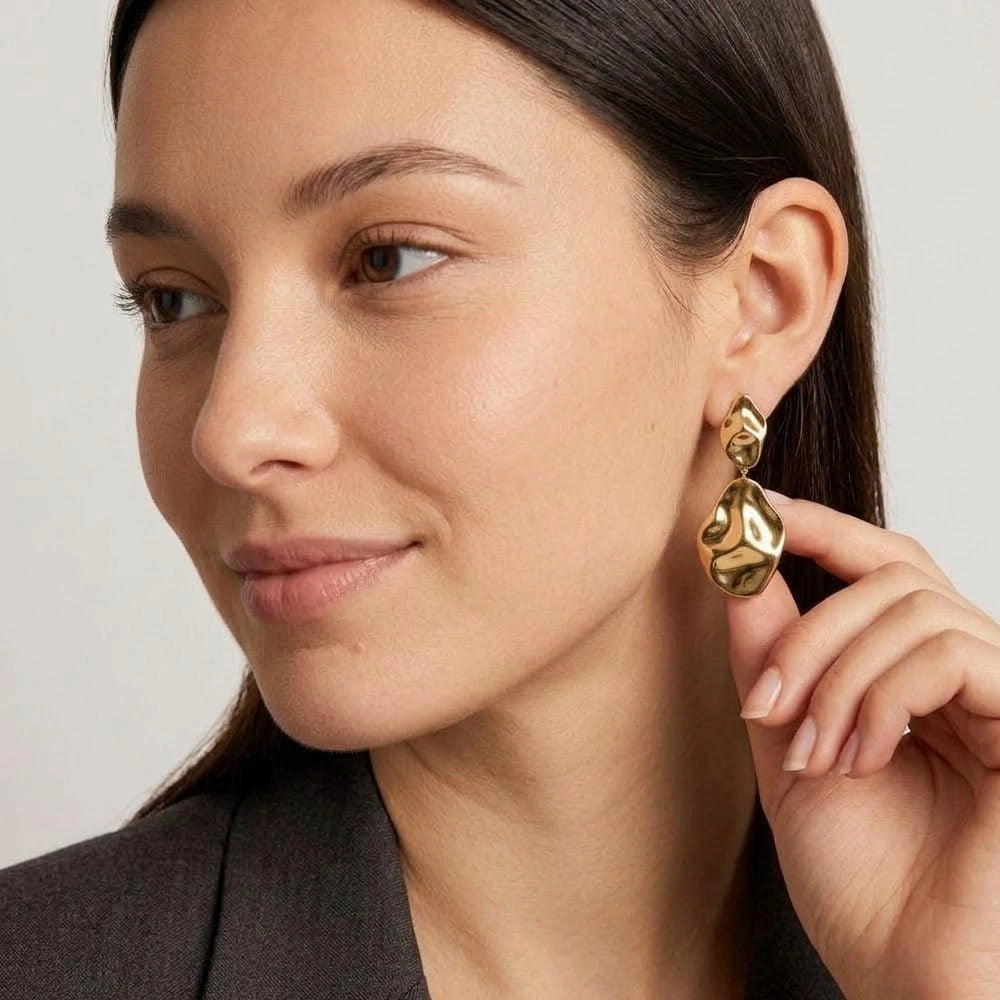 Sculpture Drop – Elegant statement earrings