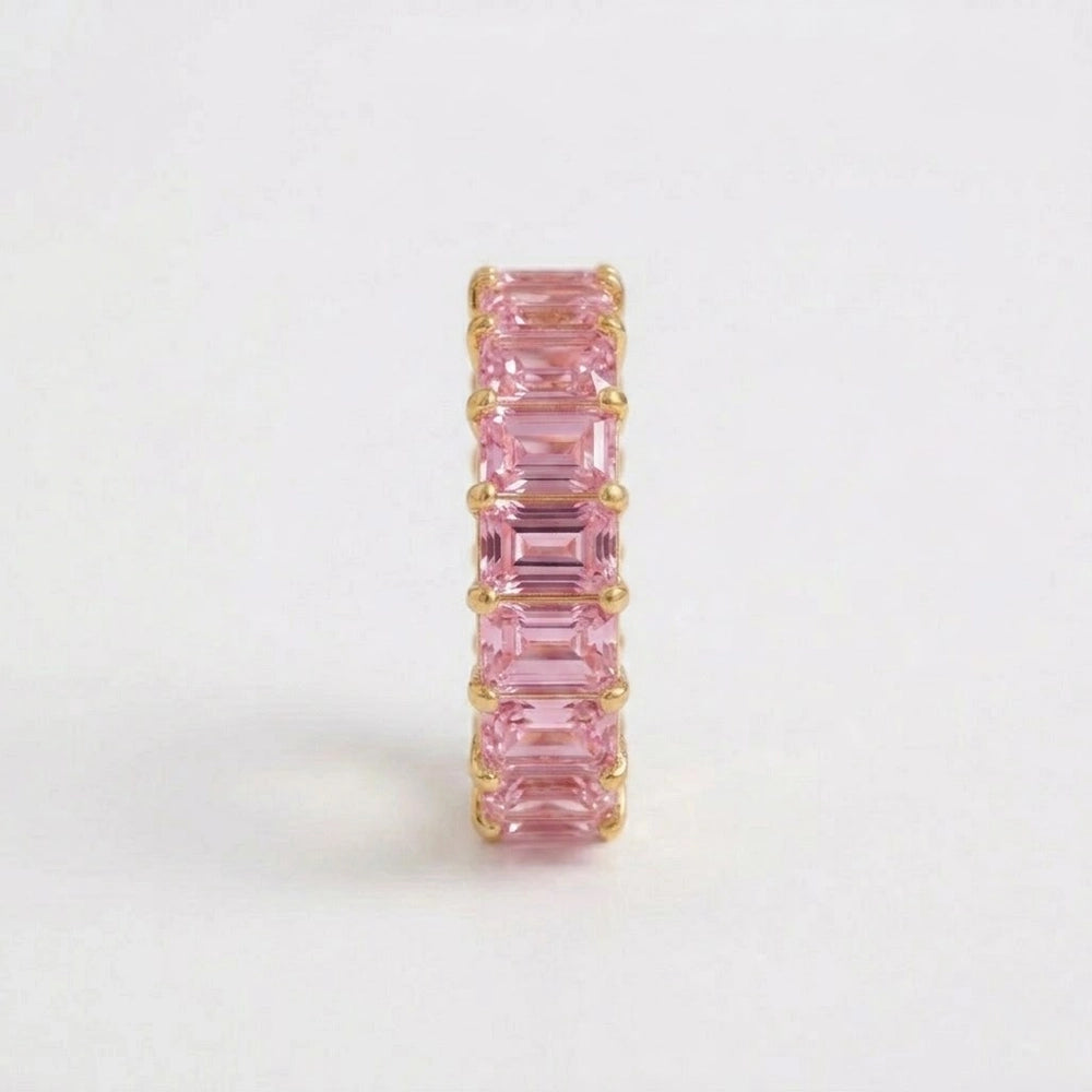 Siri - Eleganter Ring mit leuchtenden Farben