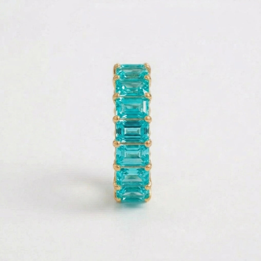 Siri - Eleganter Ring mit leuchtenden Farben