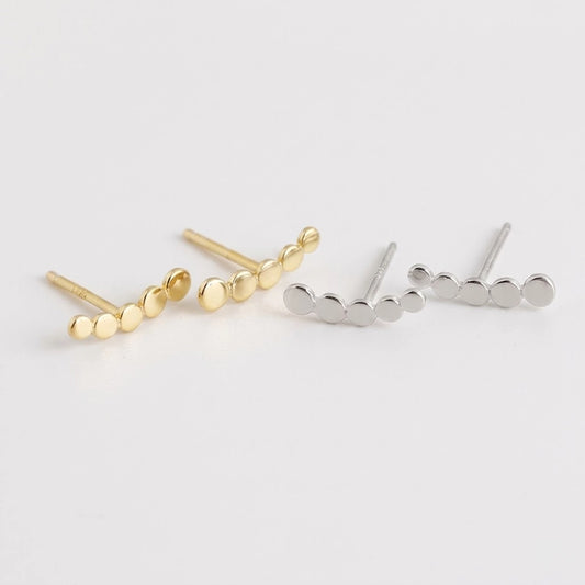 Tara – Stud earrings with interlinked circles