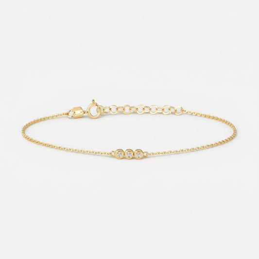 Estrid - Armband mit drei kleinen Steinen