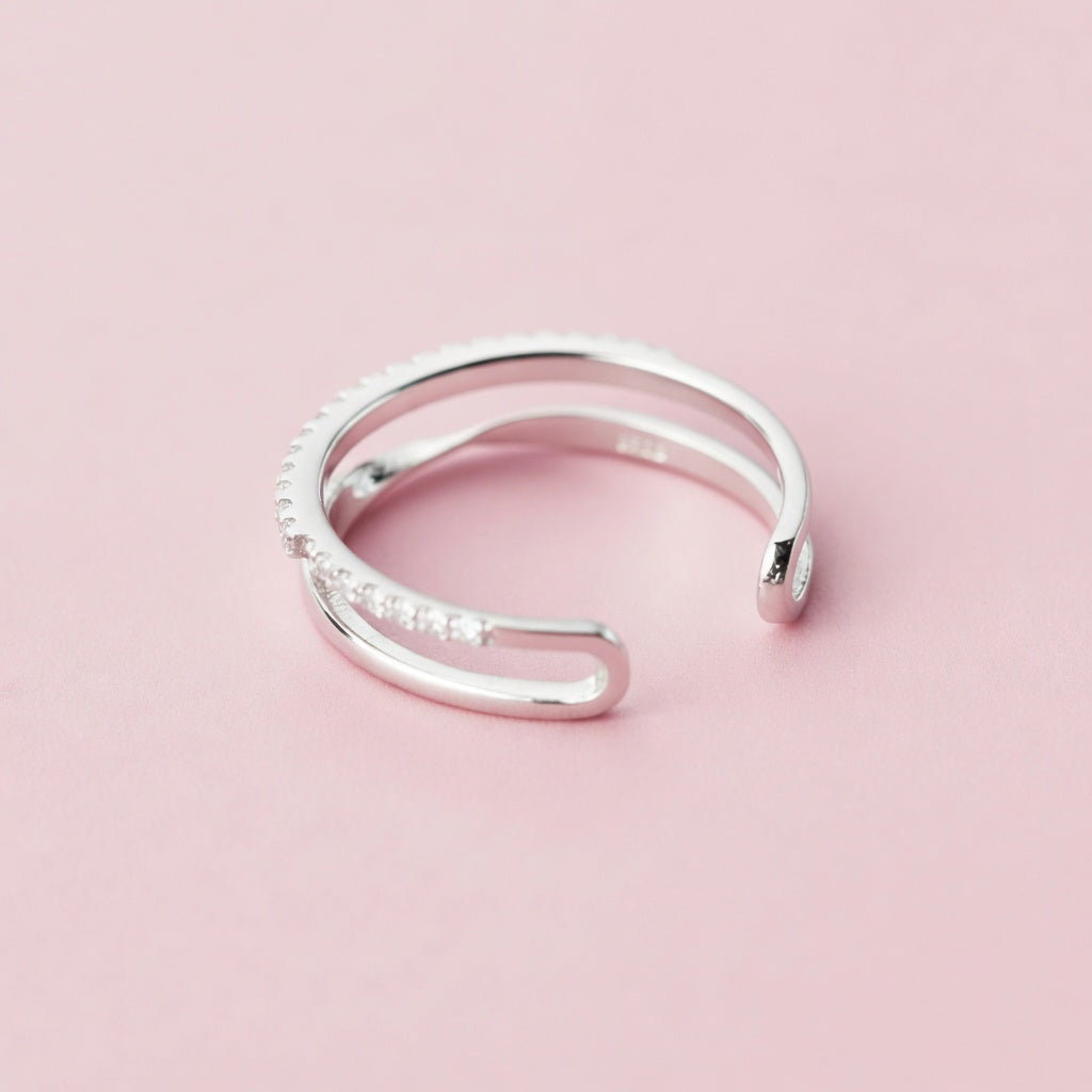 Disa – Adjustable ring adorned with gemstones
