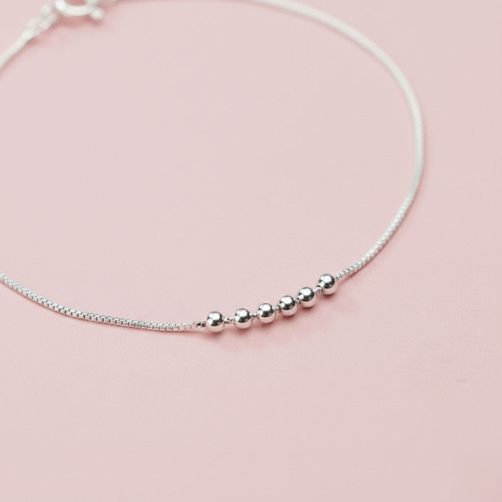 Alicia – Bracelet with small beads