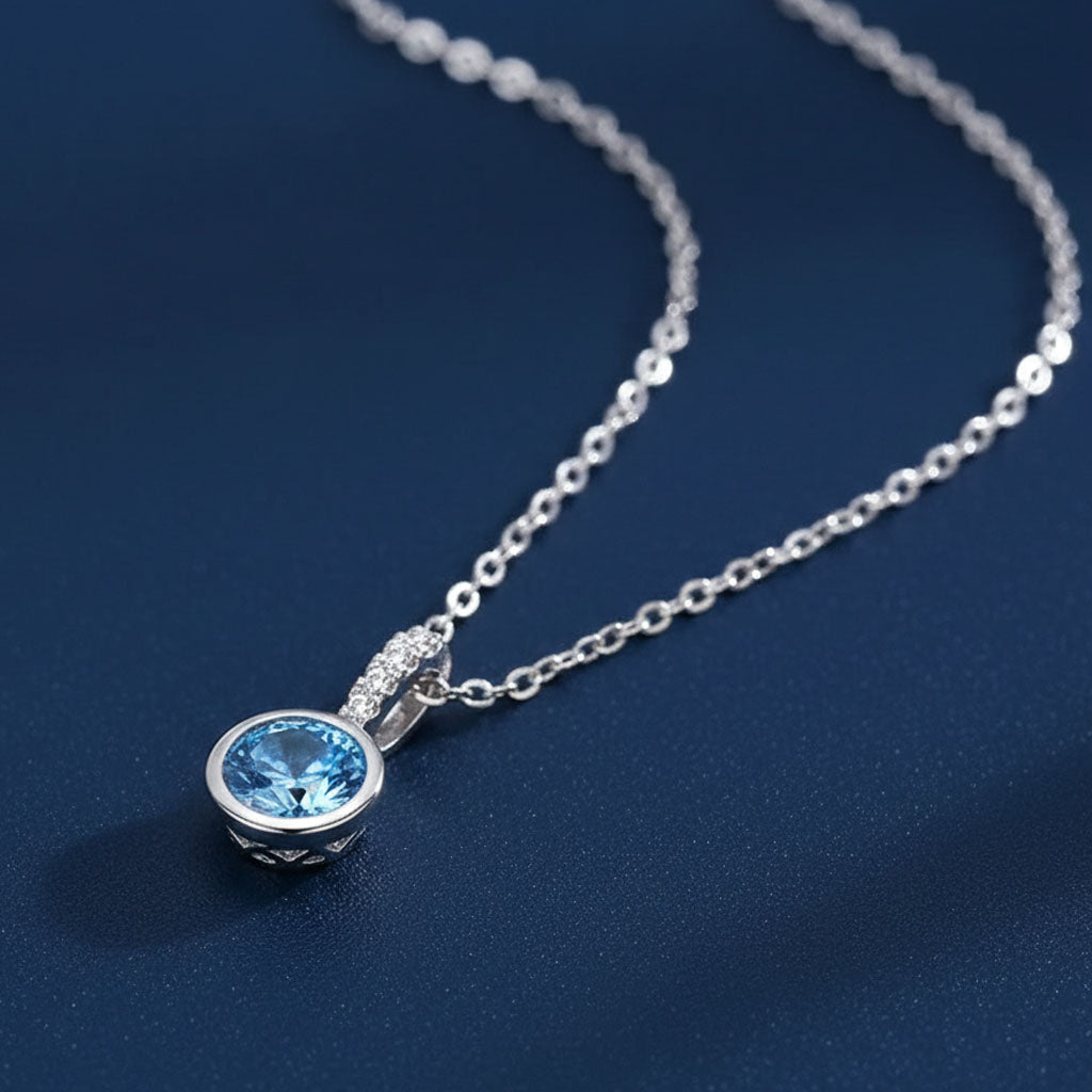 Blue Ivy - Ketting met ijsblauwe steen