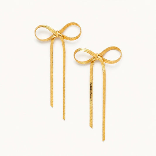 Bow – Earrings with bow design