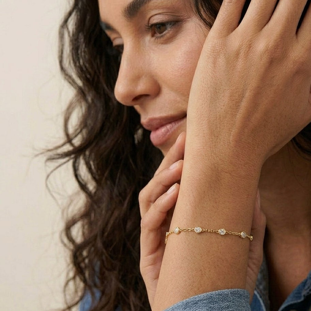 Cascade - Armband mit Moissanit-Steinen entlang der Kette