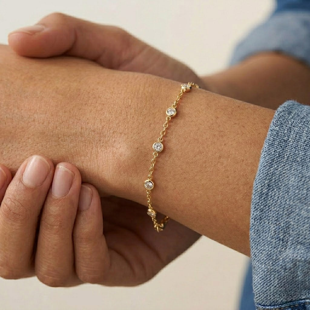 Cascade - Armband mit Moissanit-Steinen entlang der Kette