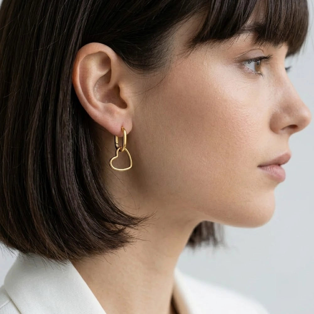 Celestia – Earrings with heart design