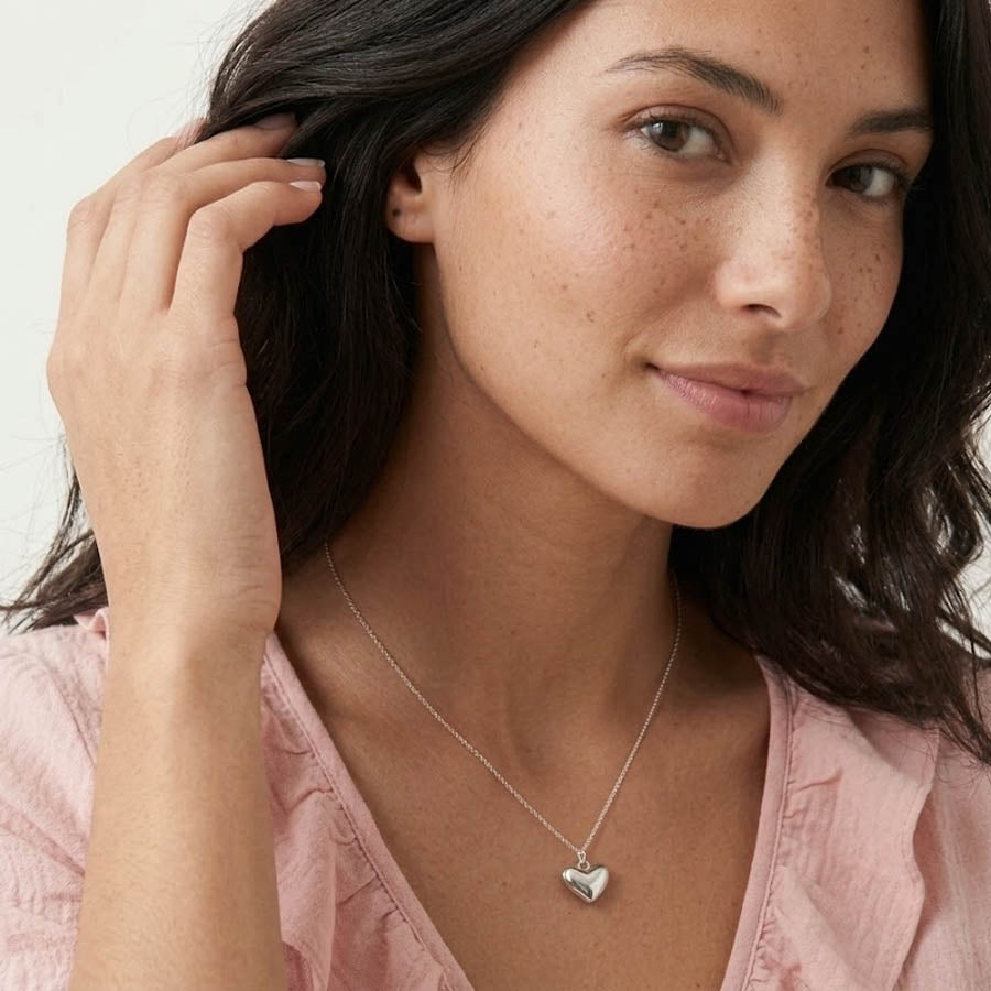 Darlené – Necklace with heart pendant