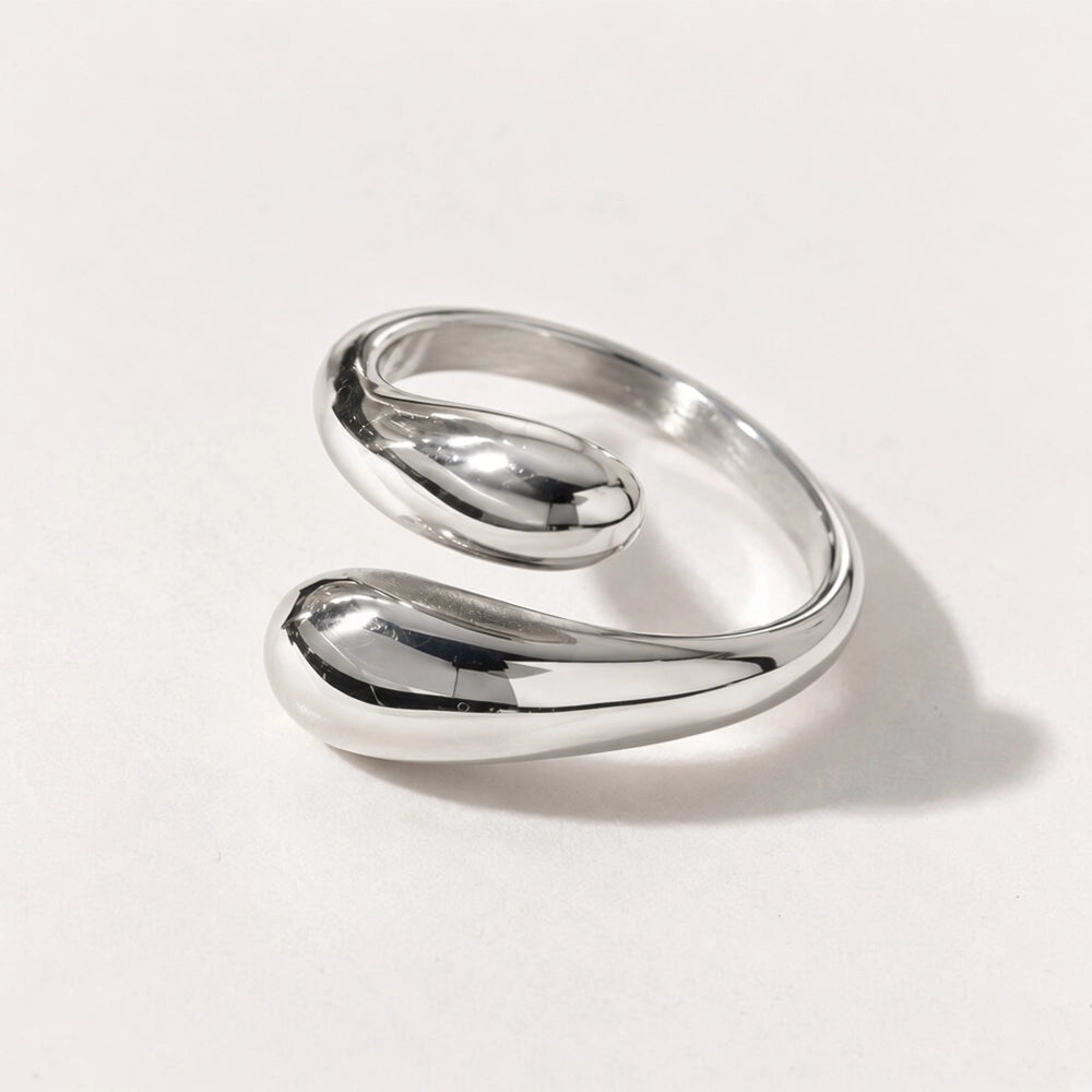 Eclipse – Adjustable ring with teardrop design