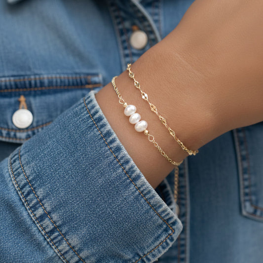 Eira – Bracelet with twisted chain and pearls