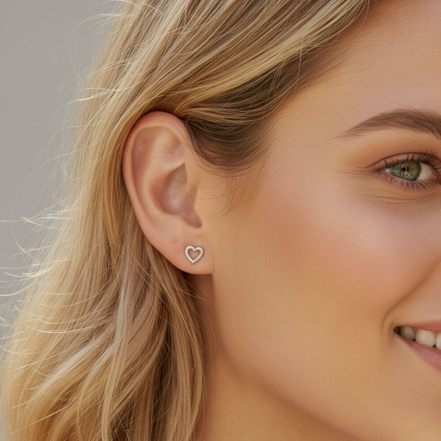 Endless Love – Stud earrings with hollow heart and screw backs