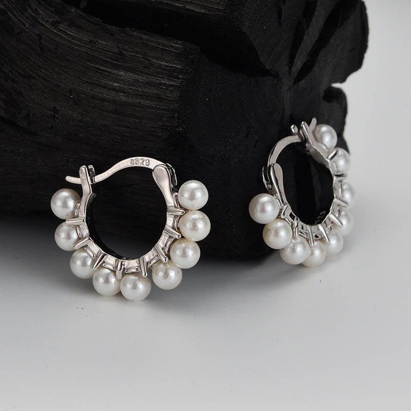Joanna – Hoops with pearl details