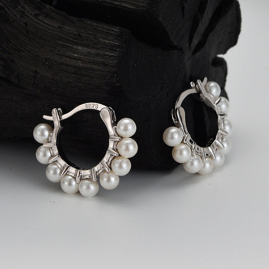 Joanna – Hoops with pearl details