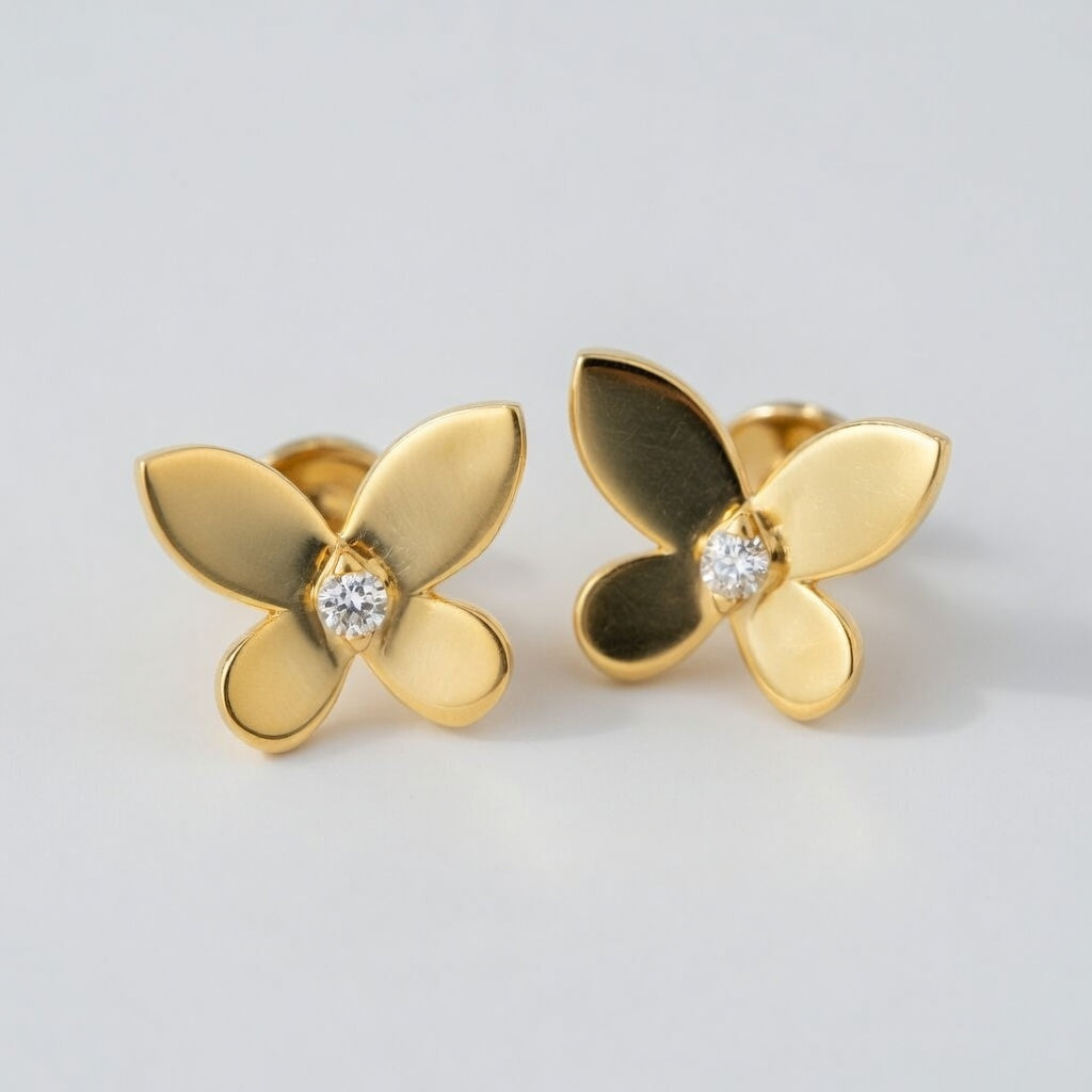 Golden Bloom - Ohrstecker mit Blumenmuster
