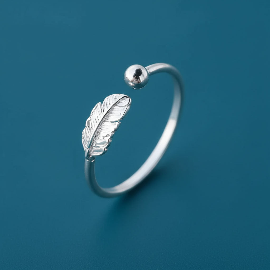 Feather - Verstellbarer Ring mit Feder-Detail