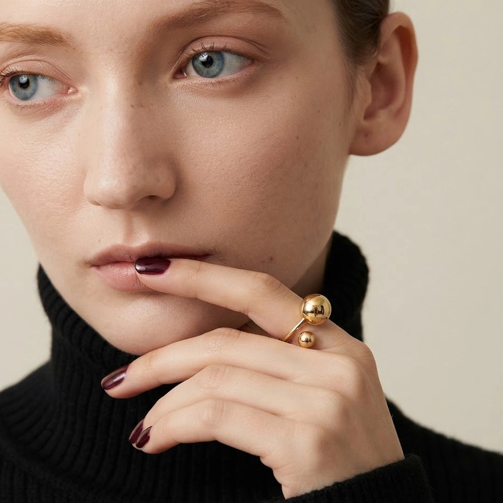 Globe – Adjustable overlap ring with spheres